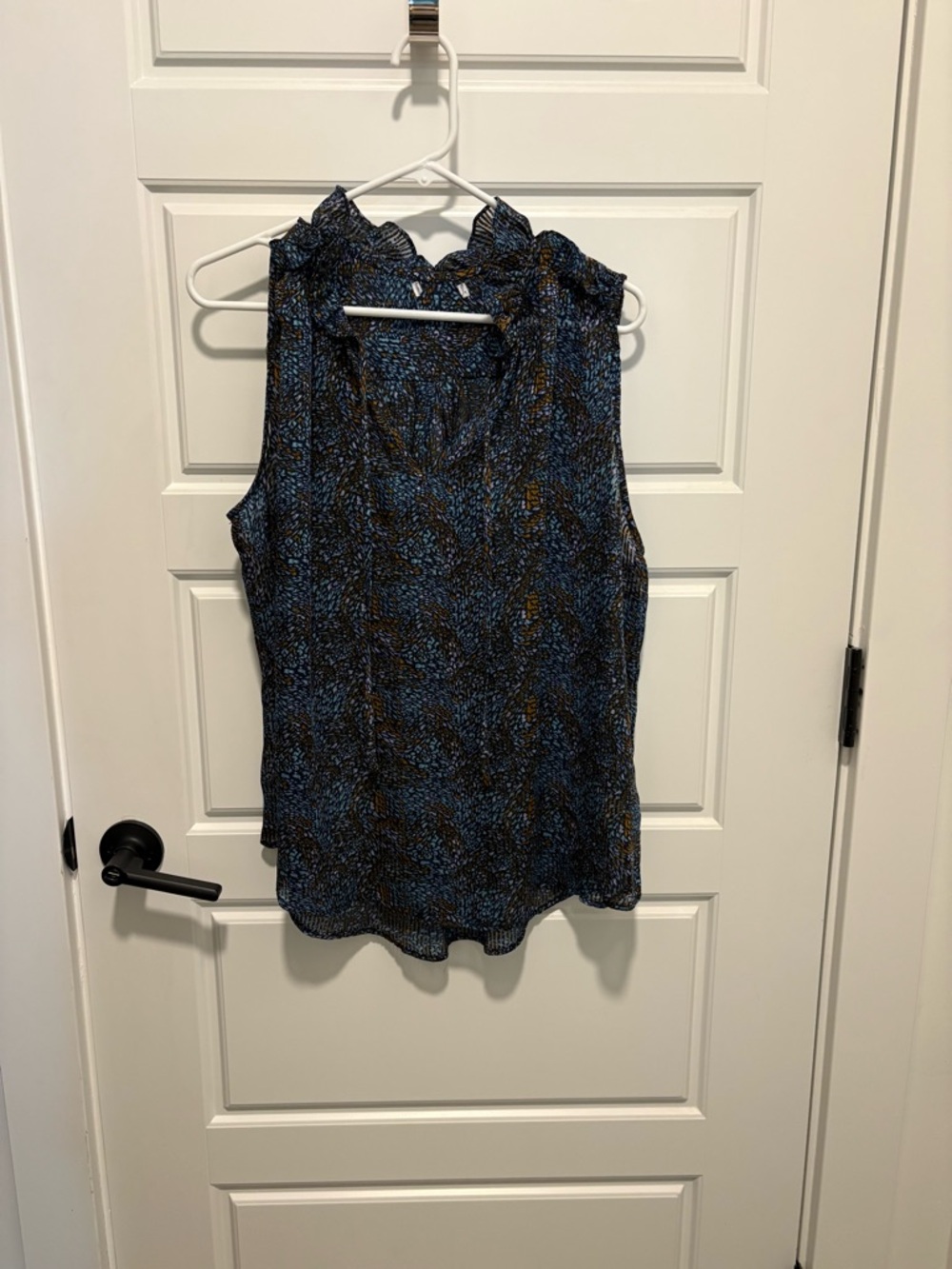 Sleeveless Ruffled Neck Women's Blouse - Navy, lavender and brown  Pattern